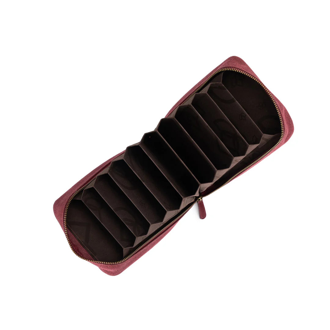 Della Q Makers Circular Needlecase